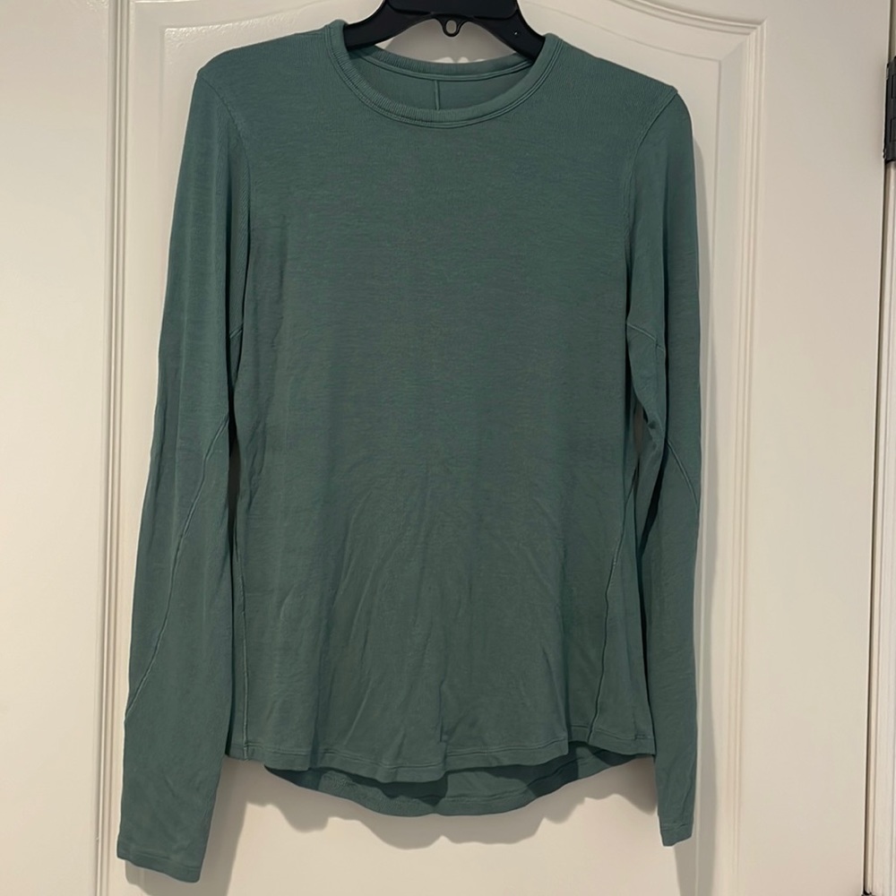 lululemon hold tight long sleeve